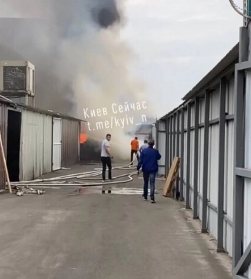 У небі Києва за ніч знищили близько 20 ракет — уламки впали на багатоповерхівку. Є двоє загиблих