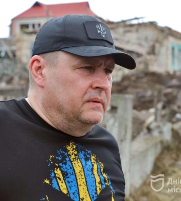 Мер Дніпра Філатов: &quot;В приватному секторі, куди влучила ракета рф, працюють всі міські служби. Постраждалим виплатять допомогу&quot;
