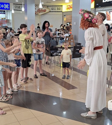 В Кривом Роге состоялись традиционные гуляния ко Дню летнего солнцестояния