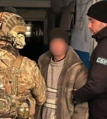 Возвеличував російських військових та закликав до повалення влади: в Івано-Франківську засудили фаната рф