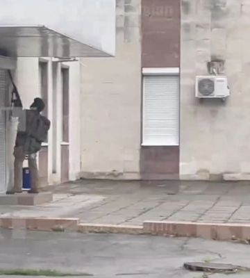 «Вагнерівці» відкрили стрілянину в центрі Ростова