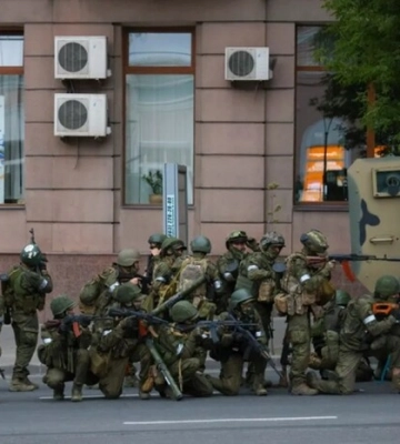 У захопленому «вагнерівцями» Ростові пролунали постріли
