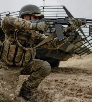 Плацдарм армії РФ на західному березі каналу Сіверський Донець-Донбас знищений. З ОШБр розбила батальйон армії РФ