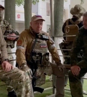 Мінськ, зустрічай: Пригожин разом із вагнерівцями покинув Ростов