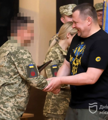 Захищають місто від російських атак: Борис Філатов привітав Дніпровську зенітну ракетну бригаду з 31-ю річницею створення