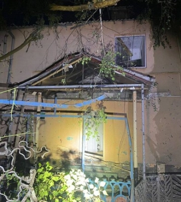 Вночі окупанти завдали ударів по Нікополю, Марганецькій та Великомихайлівській громадах Дніпропетровщини, є поранений, - ОВА. ФОТОрепортаж