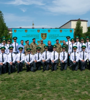 У Хмельницькому відбувся перший випуск ліцеїстів-прикордонників