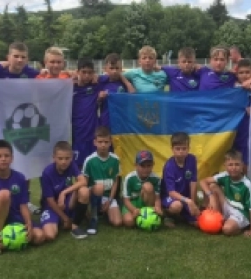 Дві команди з Рівненщини побували на футбольному турнірі в Болгарії