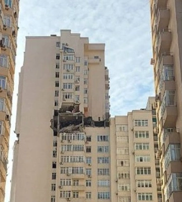 Еще двое погибших: под завалами дома в Киеве нашли тела