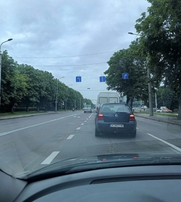 Неподалік «Лучеська» оновили дорожню розмітку: як їхати, аби не порушити правила