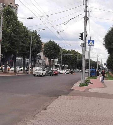 На Волині внаслідок двох ДТП автомобілі повилітали у кювет, є поранені (ФОТО)