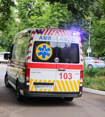 З Одеси до Австрії відправили двох постраждалих внаслідок ракетної атаки чоловіків, - ФОТО