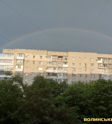 Луцьк затопило після зливи: зупинився рух тролейбусів
