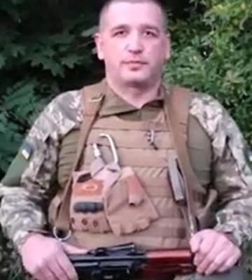 Залужний відзначив вчителя з Черкас, який захищає Україну на передовій