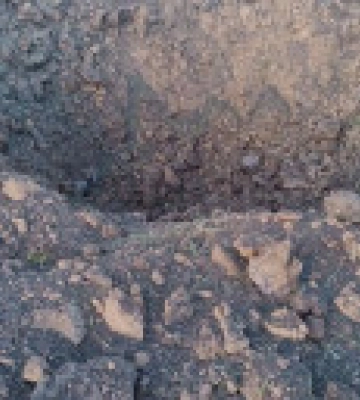 На Запоріжжі після ворожої атаки врятували з-під завалів будинку 73-річного чоловіка та 77-річну жінку