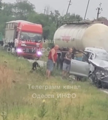 На трасі Одеса-Рені сталася смертельна аварія: на місце події викликали рятувальників