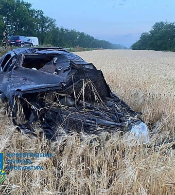 Загинули троє 17-річних дівчат: на Кіровоградщині п&amp;#039;яний поліцейський спричинив страшну аварію. Фото