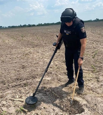 Сапери ДСНС на Чернігівщині виявили та знищили 26 вибухонебезпечних предметів