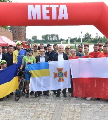Українські рятувальники взяли участь у благодійному веломарафоні в Польщі
