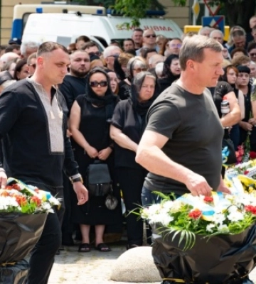 В Ужгороді попрощалися із трьома загиблими захисниками