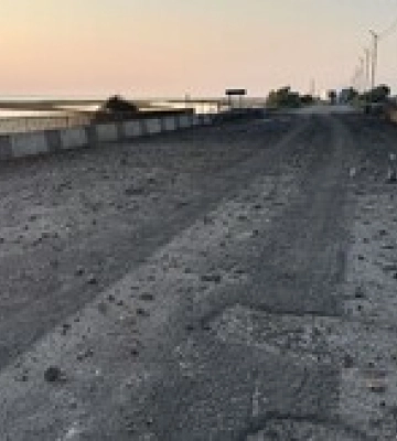 На адмінкордону Криму та Херсонщини сталися вибухи, пошкоджено кілька мостів