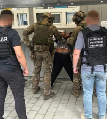 На Закарпатті затримали чоловіка, який намагався вивезти дитину за кордон і продати за $25 тисяч