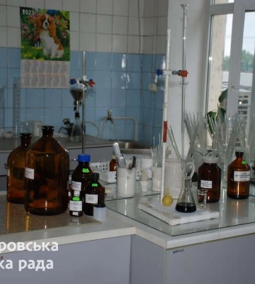 Шлях з річки до крану. Як у Дніпрі щогодини перевіряють якість питної води