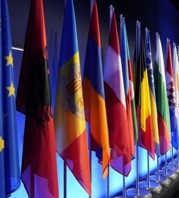 У ЄС назвали можливі сроки проведення саміту миру