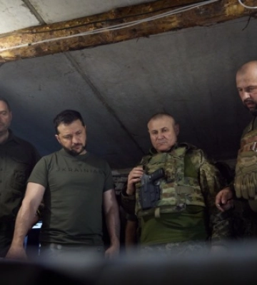 Зеленський вручив нагороди бійцям на передових позиціях на Мелітопольському напрямку