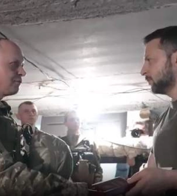 Зеленский наградил украинских военных на южном направлении