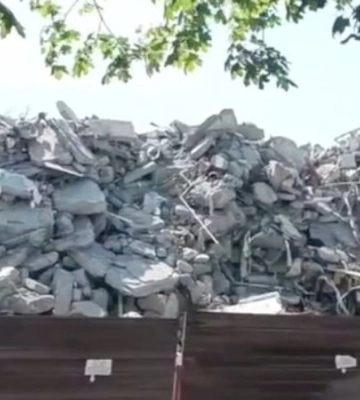 Росіяни під час окупації знесли 300 будинків у Маріуполі