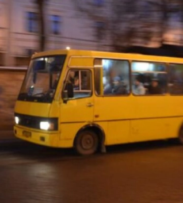 Безготівкову оплату впроваджують на ще двох львівських маршрутах