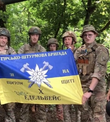 Прапор з фронту піднімуть на саміті НАТО у столиці Литви