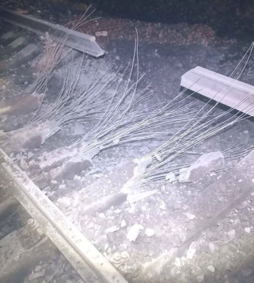 Нарушили оккупантам логистику: в Крыму партизаны взорвали железнодорожные пути