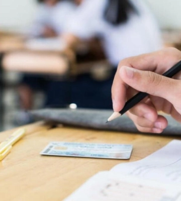 94% випускників Рівненщини склали основну сесію НМТ