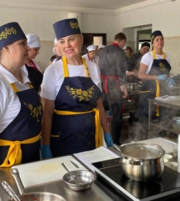 В Одесі відкрили кулінарний хаб – готуватимуть шкільні страви від Клопотенка