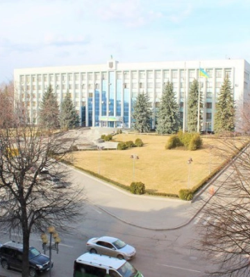 Правоохоронці Рівного отримали повідомлення про замінування будівлі ОВА та ще трьох споруд