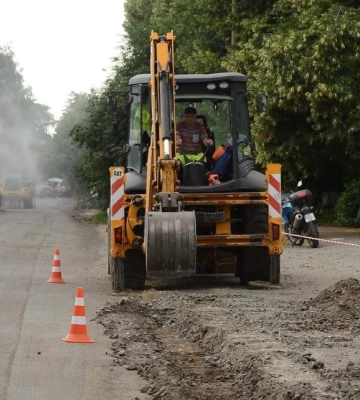 Асфальт біля повороту на Колоденку кластимуть вночі
