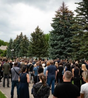 В Ужгороді провели в останню путь двох загиблих Героїв