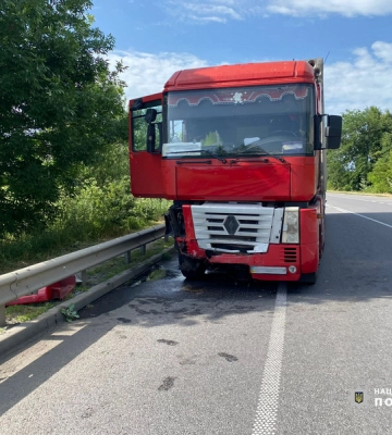 Поліція Вінницької області встановлює обставини трьох ДТП із пораненими (ФОТО)