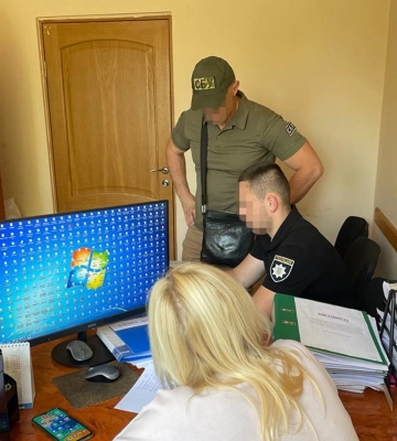 На Закарпатті ліквідували черговий канал нелегального виїзду чоловіків призовного віку за кордон
