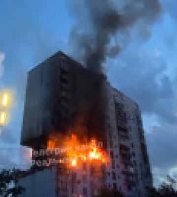 У Києві пролунав вибух: палає багатоповерхівка