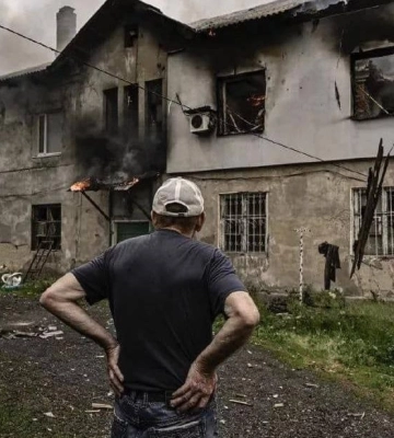 «Власність рф» — окупанти позначають табличками відібране житло на Херсонщині