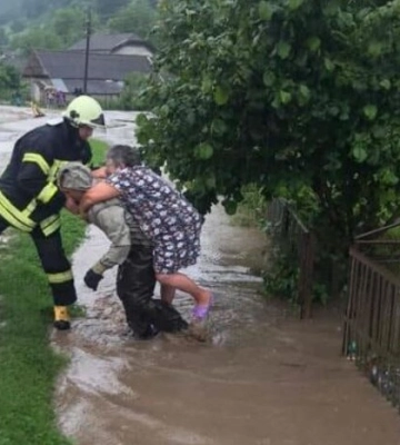 В Україні оголошений перший рівень небезпеки: де вируватиме негода