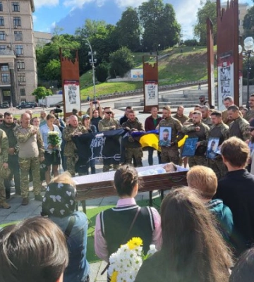 У Києві попрощалися із розвідником, воїном 93-ї бригади Юрієм Саманюком