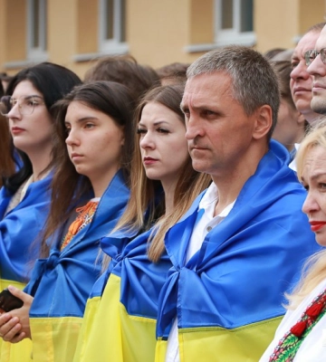 Як у Кропивницькому відзначають День Конституції України (ФОТО)