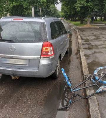 У Рівному під колеса авто потрапив 11-річний велосипедист