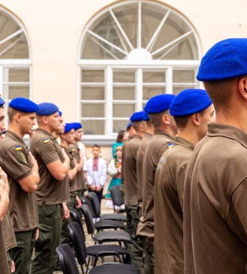 З нагоди Дня Конституції у різних куточках країни відзначили нацгвардійців