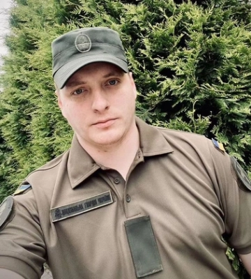 Вокаліст луцького гурту «Флайза» вступив до лав НГУ