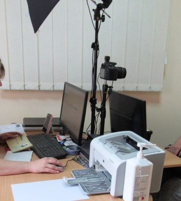 Мешканцям Херсонщини продовжують відновлювати документи у підрозділах Міграційної служби Миколаївщини